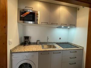 Apartamento 3ª planta vistas laterales al mar