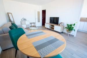 Appartements LES LUCIOLES - Studio - Carre d'or Menton : photos des chambres