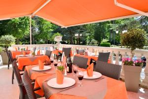 Hotels Logis Hotel Restaurant Le Parc : photos des chambres