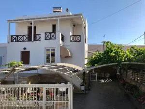 Dea House - Víssa