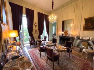 B&B / Chambres d'hotes Castel Saint-Leonard : photos des chambres