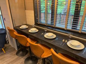 L14 - Riverside Penrhyn Lodge