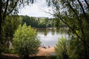 Appartements Sejours & Affaires - Appartement Spacieux avec Balcon - Calme et Chaleureux : photos des chambres