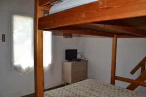 NOIRMOUTIER : LOCATION DE VACANCES POUR 8 PERSONNES À BARBÂTRE