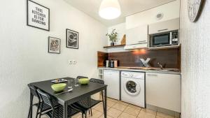 Appartements HOMEY CYCY - NEW / Free Parking / Hyper-centre / Proche Geneve : photos des chambres