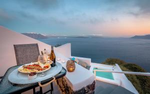 Amazing View Villa Oia with Jacuzzi