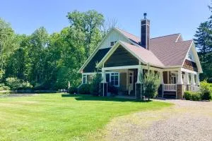 Four Seasons Retreat - Three Oaks