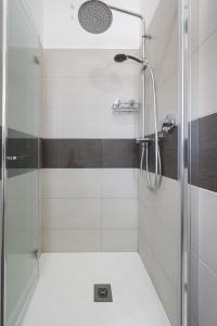 La Meraviglia- San Pietro - Vatican Area