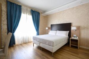 La Meraviglia- San Pietro - Vatican Area