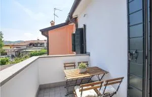 2 Bedroom Gorgeous Home In Montemerlo - Treponti