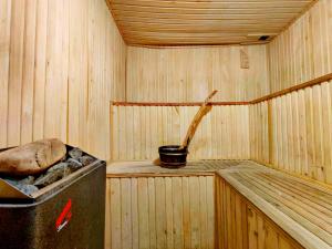 Приватний котедж з Басейном біля моря Совіньон Одеса