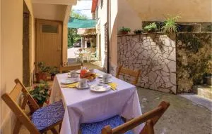 Lovely Apartment In Bregi With Wifi - Breza