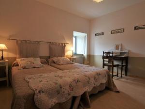 Maisons de vacances Gite Saint-Julien-Chapteuil, 4 pieces, 8 personnes - FR-1-582-296 : photos des chambres