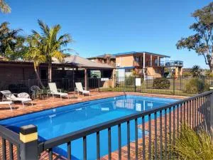 Haven Waters Motel & Apartments - Dunbogan