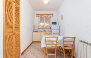 Stunning Apartment In Vodnjan With Wifi