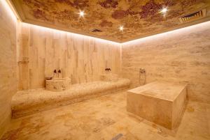 Bey House Royal Hotel