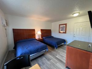 American Inn - Perris