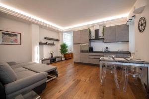 Cherubini Apartment by Mamo Florence