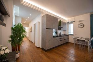 Cherubini Apartment by Mamo Florence