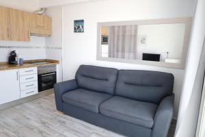 Lovely Sea View FREE WIFI