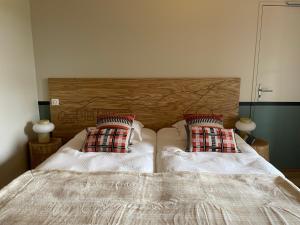Hotels Hotel Trinquet : photos des chambres