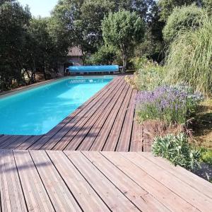 Maisons de vacances Roulotte avec piscine en Cevennes : photos des chambres