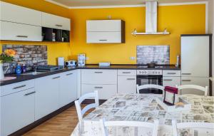 Beautiful Home In Rukieten With Wifi