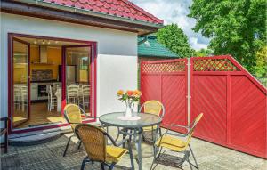 Beautiful Home In Rukieten With Wifi