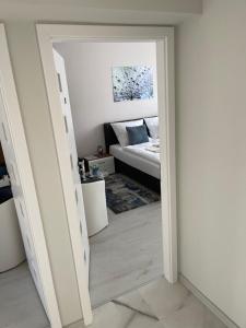 Classic Silver Apartman