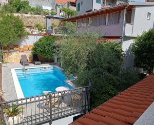 Villa Vlade- from the heated pool to the beach in 1 minute