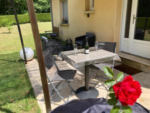 Maisons de vacances Gite des Combes Blanches avec piscine et jacuzzi : photos des chambres