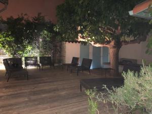 studio avec terrasse et jardin à 3 minutes à pied de la plage