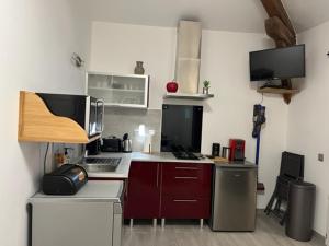 Gîte des Combes Blanches avec piscine et jacuzzi