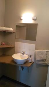 B&B / Chambres d'hotes Esprit Garrigues d'Uzes : photos des chambres