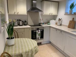 Masons Cottage, an Idyllic retreat in an area of outstanding beauty, close to Blenheim Palace, Oxford & The Cotswolds