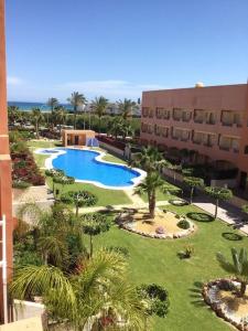 Homes of Spain, Apartamentos Paraíso, Ed Palmerston, Atico B a pie de Playa, piscina privada en solárium, WI-FI