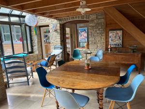 Maisons de vacances Gite 2 a 7 personnes proche Puy du Fou : photos des chambres