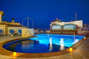 Villa Ramos Lara by Villa Plus