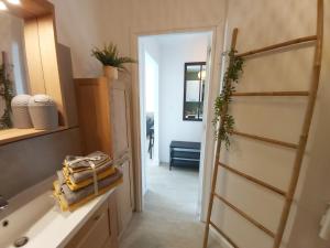 Appartements - Le Sporting Land - avec parking prive & gourmandises offertes ! - : photos des chambres