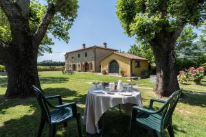 Villa la Ghiandaia by Mmega