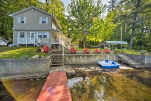 Lake Luzerne Home w Fire Pit on Hudson River