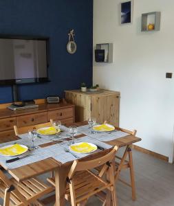 Appartements Studio sur parc proche centre et telecabine : photos des chambres