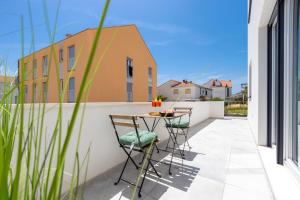 Bonaca apartments with terrace, barbecue and private parking