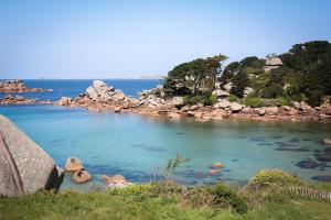 Hotels Logis Hotel Saint Guirec Et De La Plage : photos des chambres