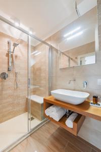 Ottaviano Suite - Elegante attico vista Mare