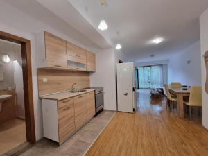 Fresh Apartment in South Residence