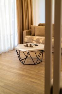 Sarah Apartments