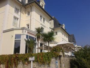 Hotels Hotel Vacances Bleues Villa Caroline : photos des chambres