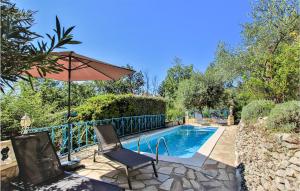 Awesome Home In Colonzelle With 3 Bedrooms, Private Swimming Pool And Outdoor Swimming Pool