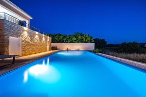 Villa Matea - heated pool, peace, view